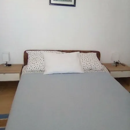 Pool,large Garden For 11+3 *