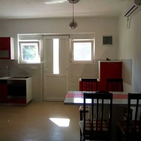 Pool,large Garden For 11+3 Apartamento
