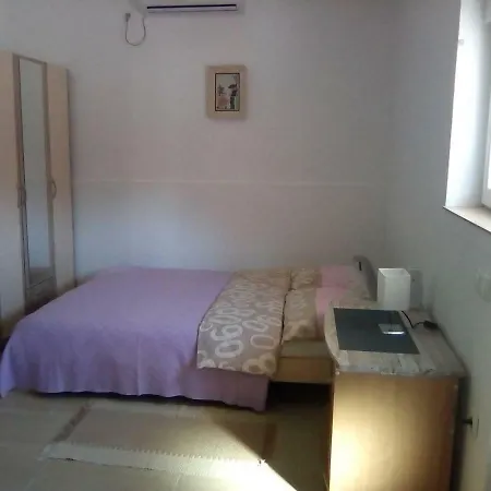 Pool,large Garden For 11+3 * Vir
