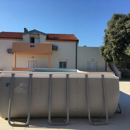 Pool,large Garden For 11+3 Apartamento Vir